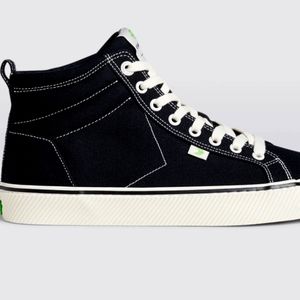 Carimua Pantones Black canvas Hi tops new in box 🖤🖤🖤🖤unisex